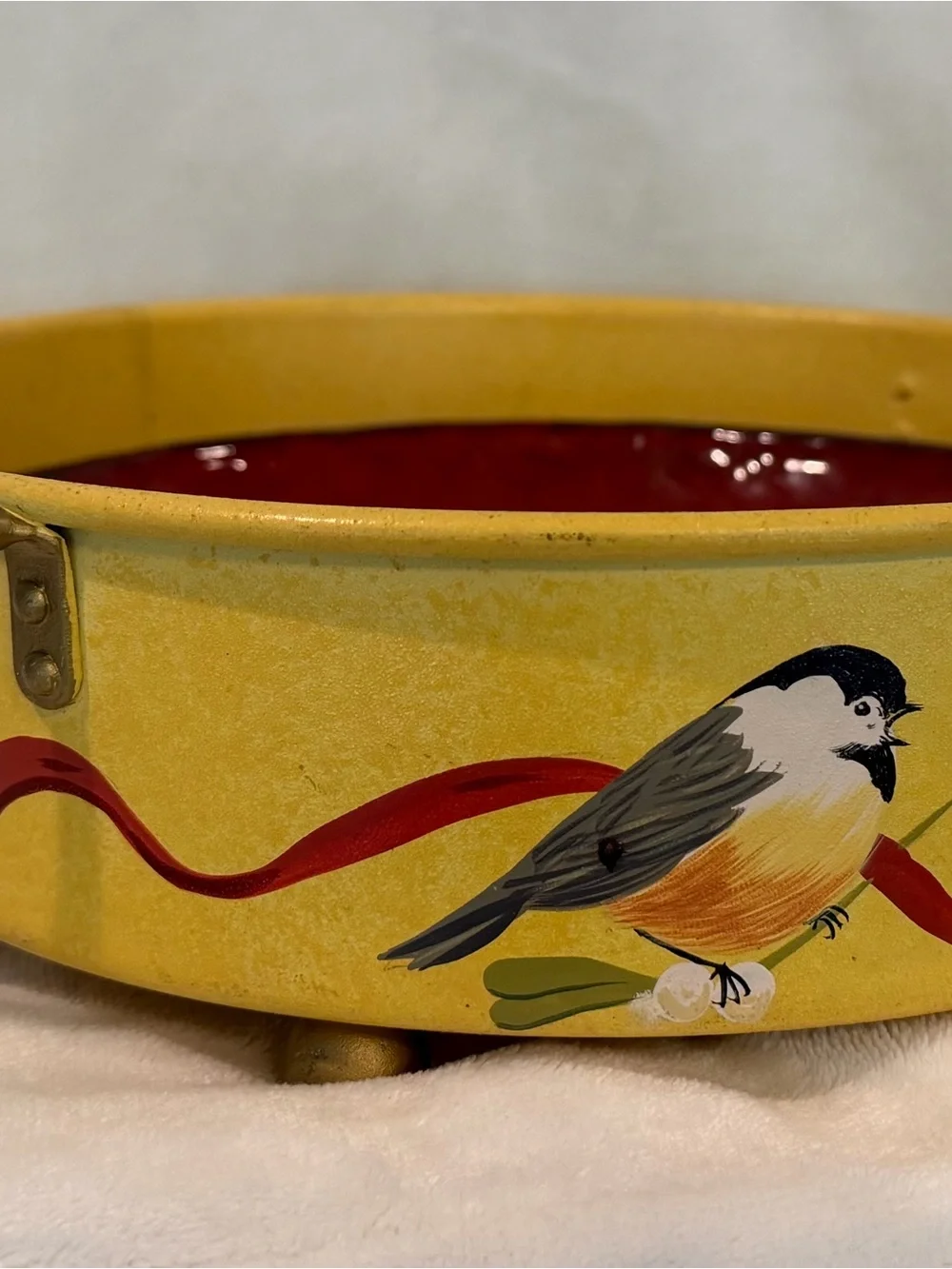 Lenox Winter Greetings Holiday Bird Round Casserole Holder 9 1/2” & Red Bowl